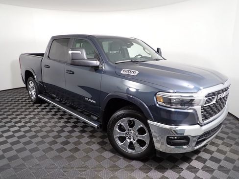 Used 2025 RAM 1500 Big Horn AWD/4WD image 8
