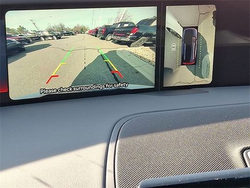 Used 2024 Lincoln Nautilus Reserve w/ Jet Appearance Package (87T) image 13