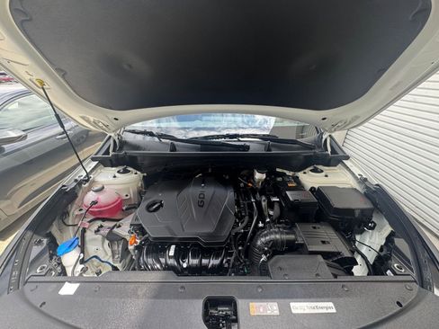 Used 2025 Kia Sportage LX FWD image 31