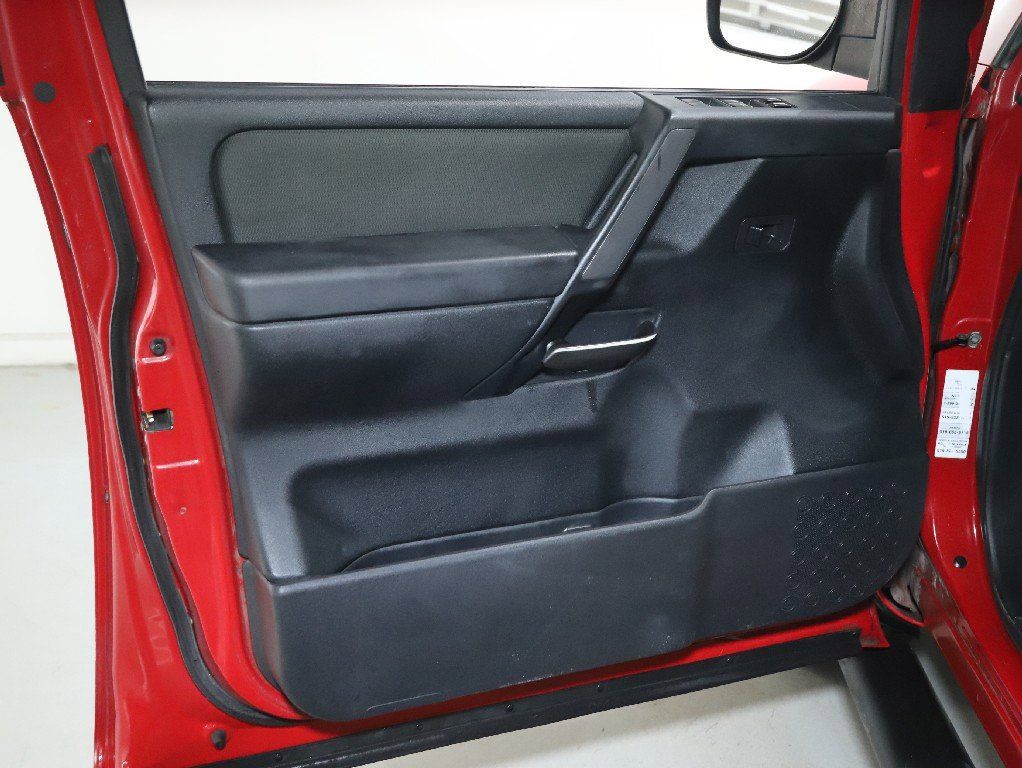 Used 2012 Nissan Titan S AWD/4WD image 16