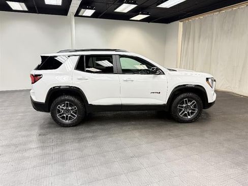 New 2026 GMC Terrain AT4 w/ LPO, Black Badging Package AWD/4WD image 7