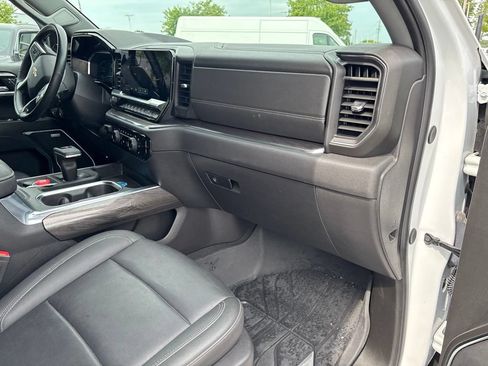 Used 2024 Chevrolet Silverado 1500 LTZ w/ Technology Package AWD/4WD image 30