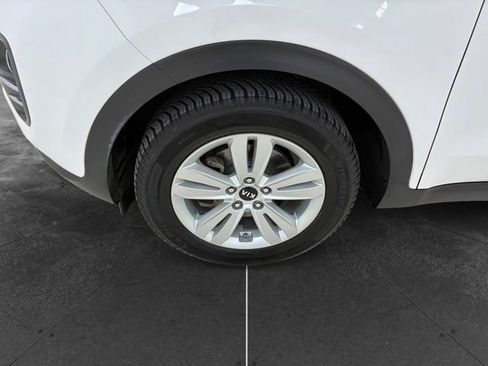 Used 2018 Kia Sportage LX AWD/4WD image 9
