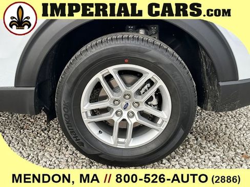 New 2026 Ford Explorer Active image 9