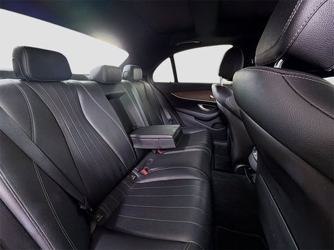 Used 2021 Mercedes-Benz E 350 4MATIC Sedan image 30