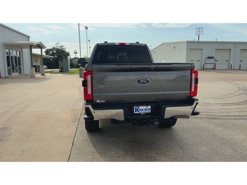 Used 2024 Ford F250 Lariat AWD/4WD image 7