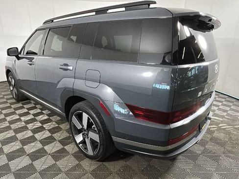 Used 2024 Hyundai Santa Fe Limited FWD image 4