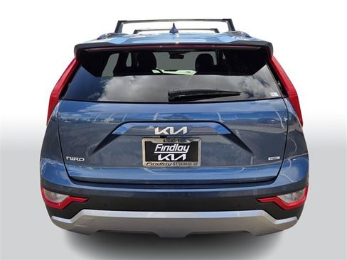 Used 2025 Kia Niro EX image 5