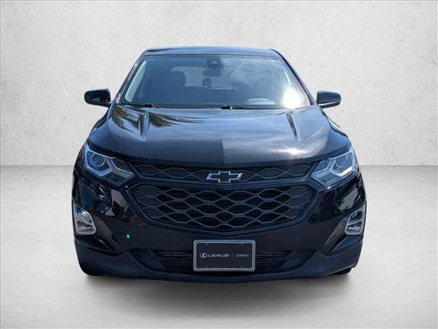 Used 2020 Chevrolet Equinox LT w/ LPO, Blackout Package image 2