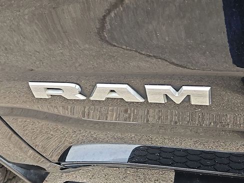 Used 2021 RAM 1500 Lone Star image 15