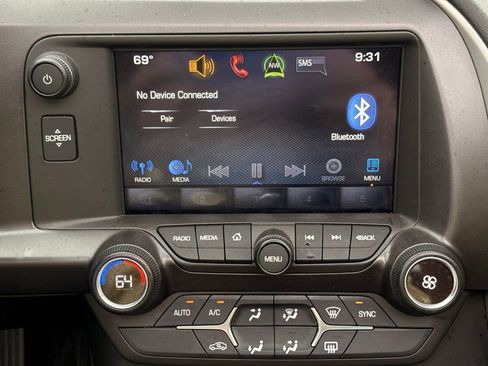 Used 2018 Chevrolet Corvette Stingray Coupe w/ 1LT RWD image 18