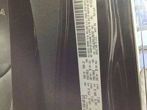 Used 2016 Jeep Wrangler Unlimited Sahara w/ Connectivity Group image 24