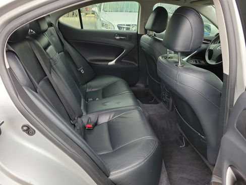 Used 2012 Lexus IS 250 250 w/ Premium Pkg Value Edition image 12