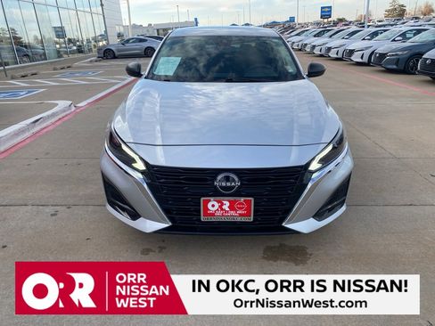 Used 2024 Nissan Altima 2.5 S image 8
