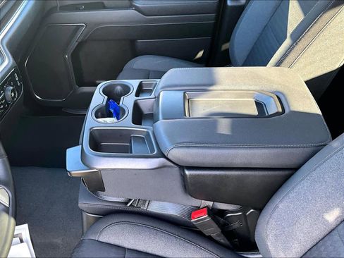 Used 2023 Chevrolet Silverado 1500 LT image 20