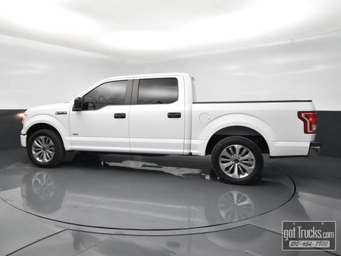 Used 2017 Ford F150 XL w/ Equipment Group 101A Mid RWD image 3