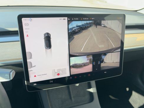 Used 2023 Tesla Model 3 Standard Range image 24