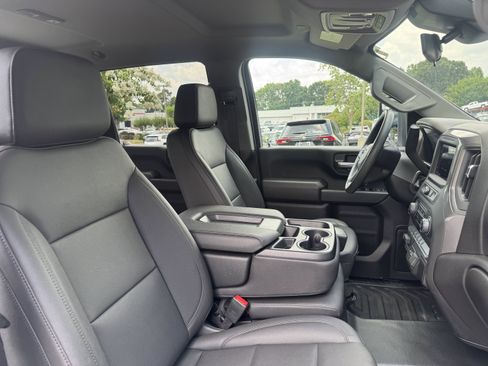 Used 2025 Chevrolet Silverado 2500 W/T w/ WT Convenience Package AWD/4WD image 21