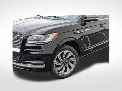 Used 2024 Lincoln Navigator Reserve AWD/4WD image 27
