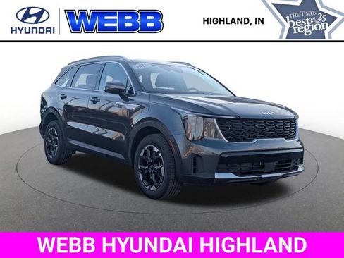 Used 2025 Kia Sorento S w/ Panoramic Sunroof Package image 1