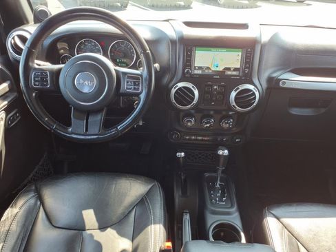 Used 2014 Jeep Wrangler Unlimited Sahara w/ Dual Top Group image 14