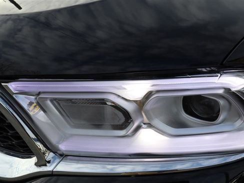 Used 2021 Dodge Durango SXT w/ 3rd Row Seating Group image 25