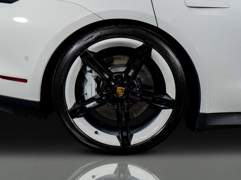 Used 2024 Porsche Taycan Turbo w/ Premium Package image 9