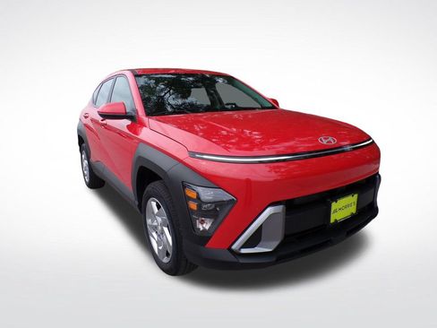Certified 2026 Hyundai Kona SE AWD/4WD image 7