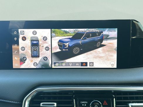 Used 2025 Nissan Armada SL w/ Captain's Chari Seat Package AWD/4WD image 27