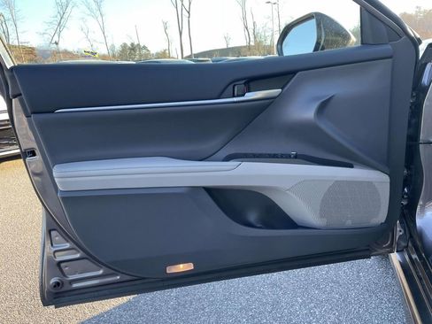 Used 2024 Toyota Camry XSE image 5