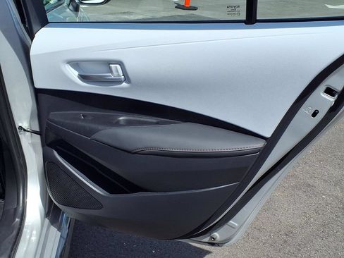 Used 2025 Toyota Corolla SE FWD image 14