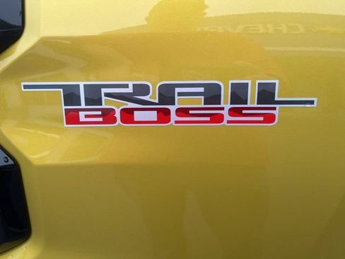 Used 2023 Chevrolet Colorado Trail Boss w/ Advanced Trailering Package AWD/4WD image 42