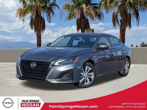 Used 2023 Nissan Altima 2.5 S FWD image 1