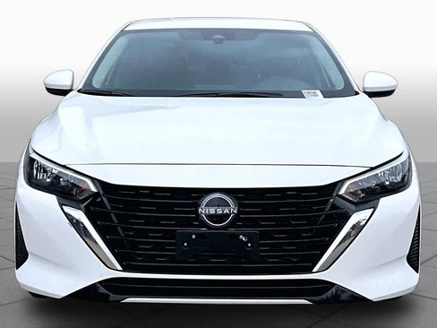 Certified 2025 Nissan Sentra S FWD image 4