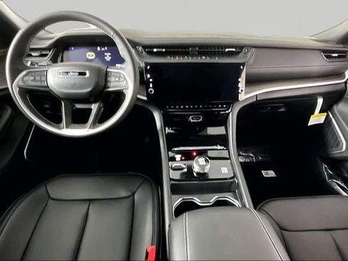 New 2026 Jeep Grand Cherokee L Limited w/ Limited Altitude Package AWD/4WD image 6