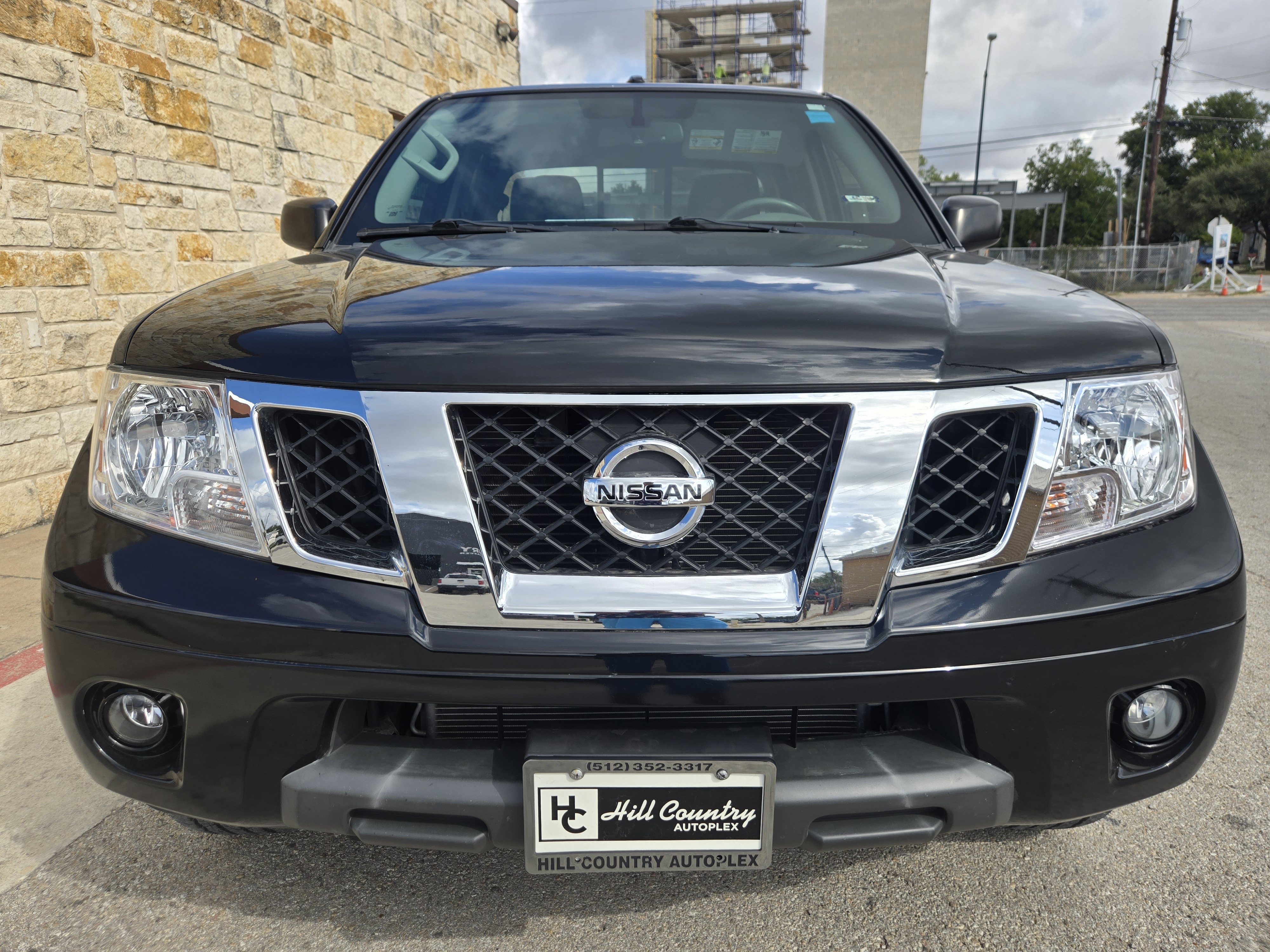 Used 2018 Nissan Frontier SV w/ Value Truck Package AWD/4WD image 14