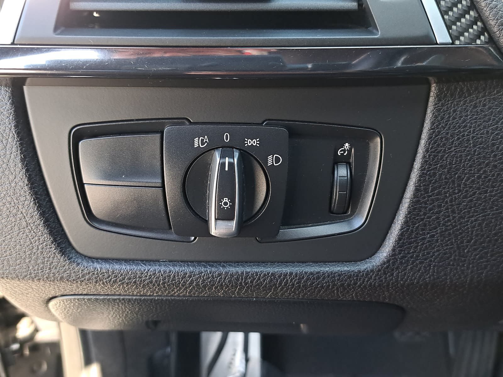 Used 2016 BMW M4 Convertible RWD image 28