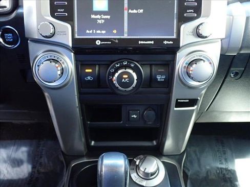 Used 2020 Toyota 4Runner SR5 Premium w/ Moonroof Package AWD/4WD image 19