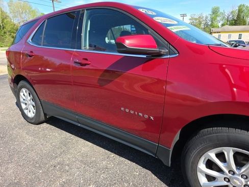 Used 2020 Chevrolet Equinox LT w/ Driver Convenience Package AWD/4WD image 28