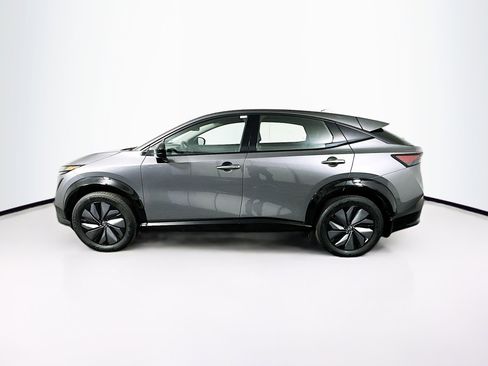 Used 2023 Nissan Ariya AWD image 4