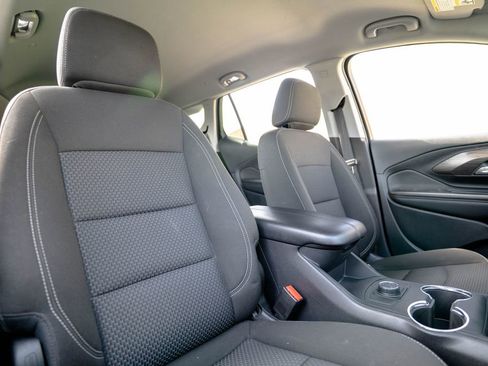 Certified 2024 GMC Terrain SLE image 16