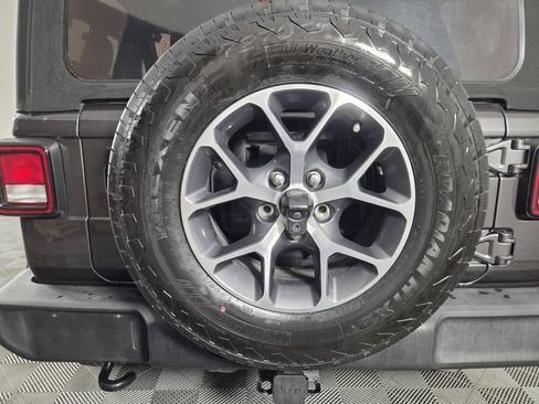 Used 2024 Jeep Wrangler Unlimited Sport AWD/4WD image 27