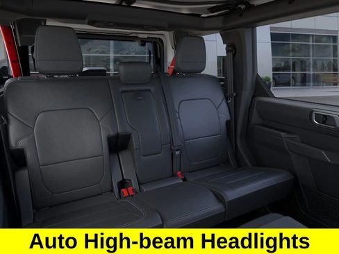 New 2025 Ford Bronco Badlands image 11