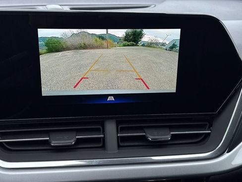 New 2026 Chevrolet Trax LT image 19