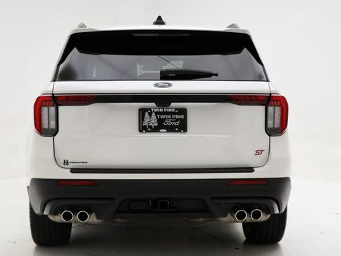 Used 2025 Ford Explorer ST AWD/4WD image 7