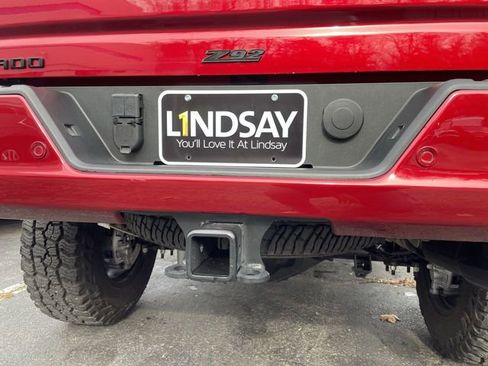 Used 2025 Chevrolet Silverado 2500 LTZ w/ LTZ Premium Package image 26