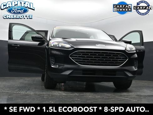 Used 2022 Ford Escape SE w/ SE Sport Appearance Package FWD image 29