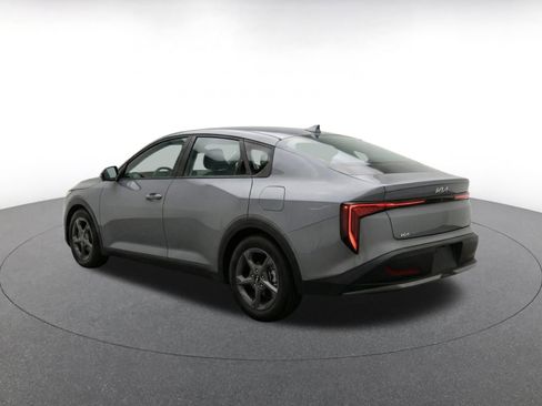 Used 2025 Kia K4 FWD image 7