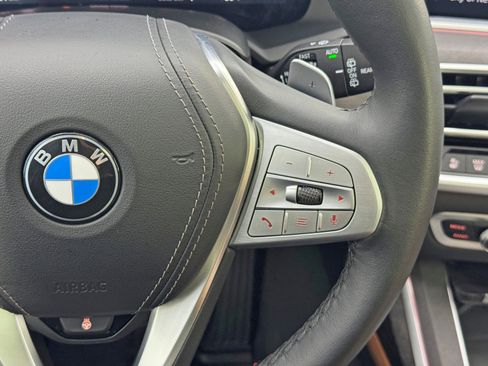 Used 2022 BMW X7 xDrive40i w/ Premium Package image 24