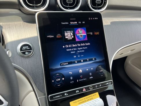 New 2026 Mercedes-Benz GLC 300 4MATIC image 23